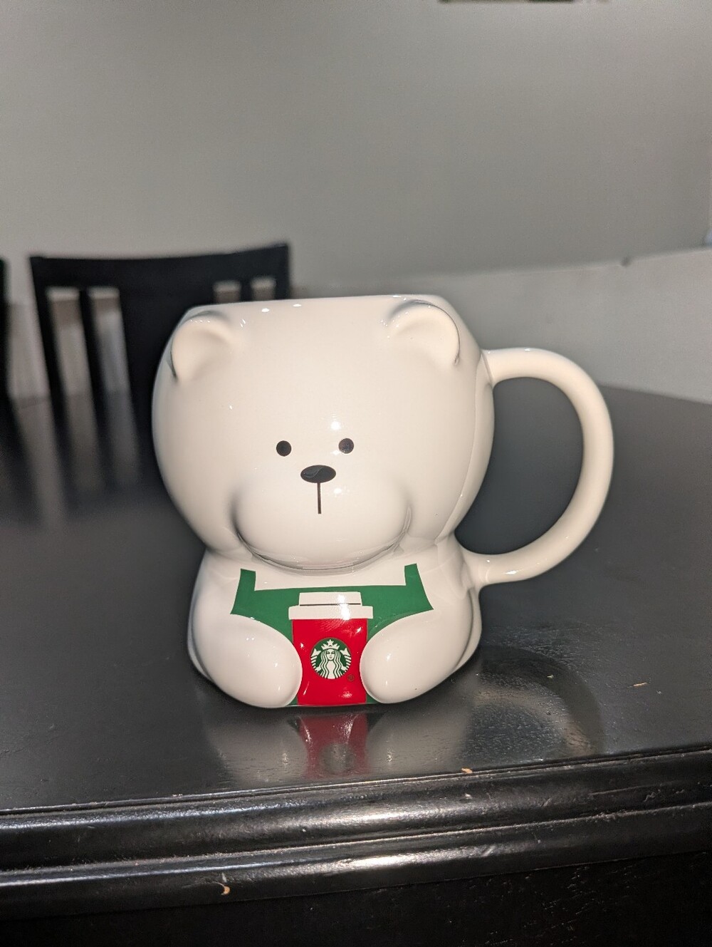 Starbucks 2025  Bearista Bea Holiday Mug